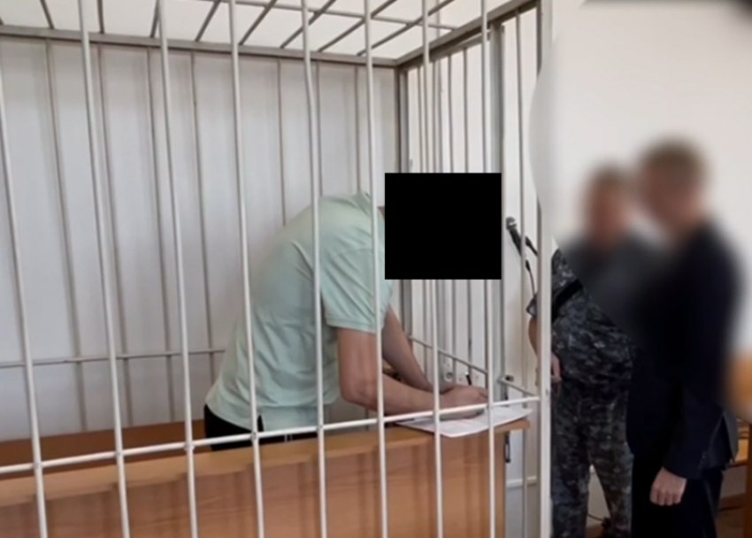 Иностранец помог группе мигрантов попасть в Астраханскую область