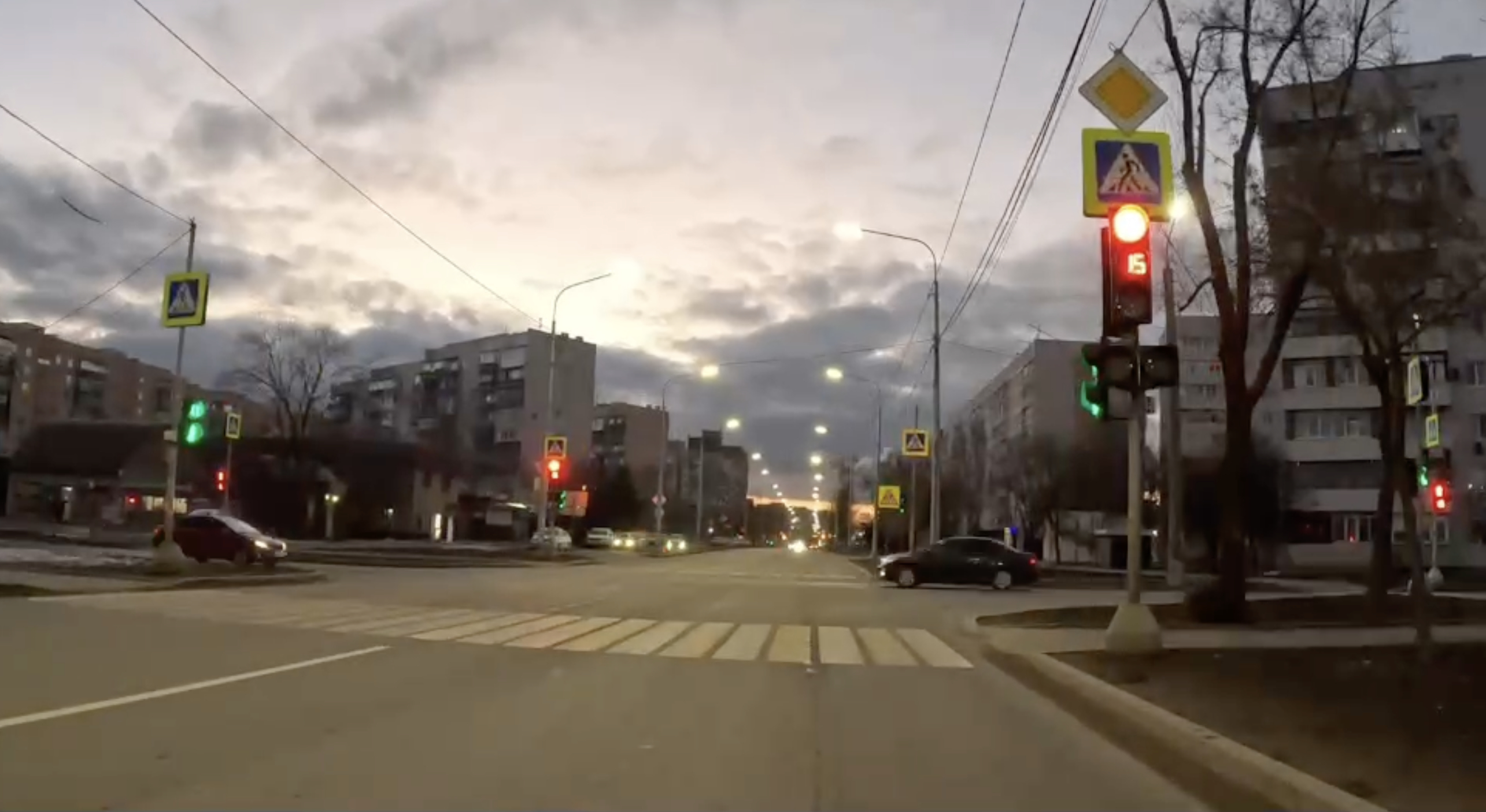 В ДНР в прошлом году осветили около 40 км дорог, в основном в Мариуполе
