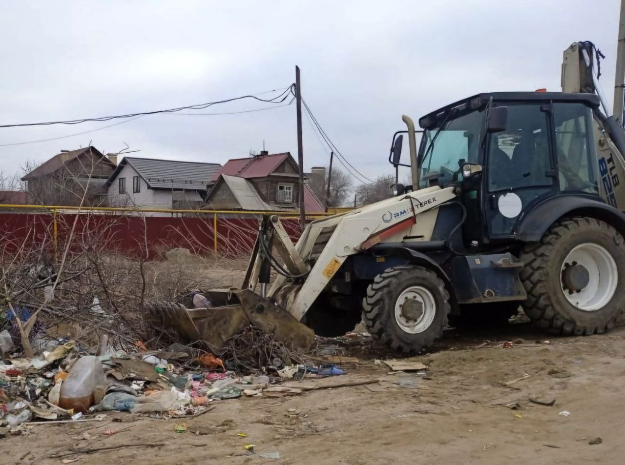 В Астрахани ликвидировали 622 несанкционированные свалки