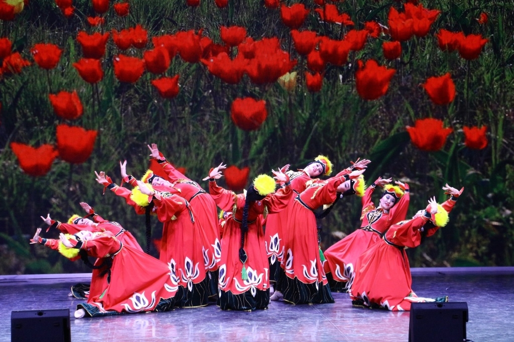 В Астрахани отпраздновали калмыцкий Новый год «Цаган Сар»