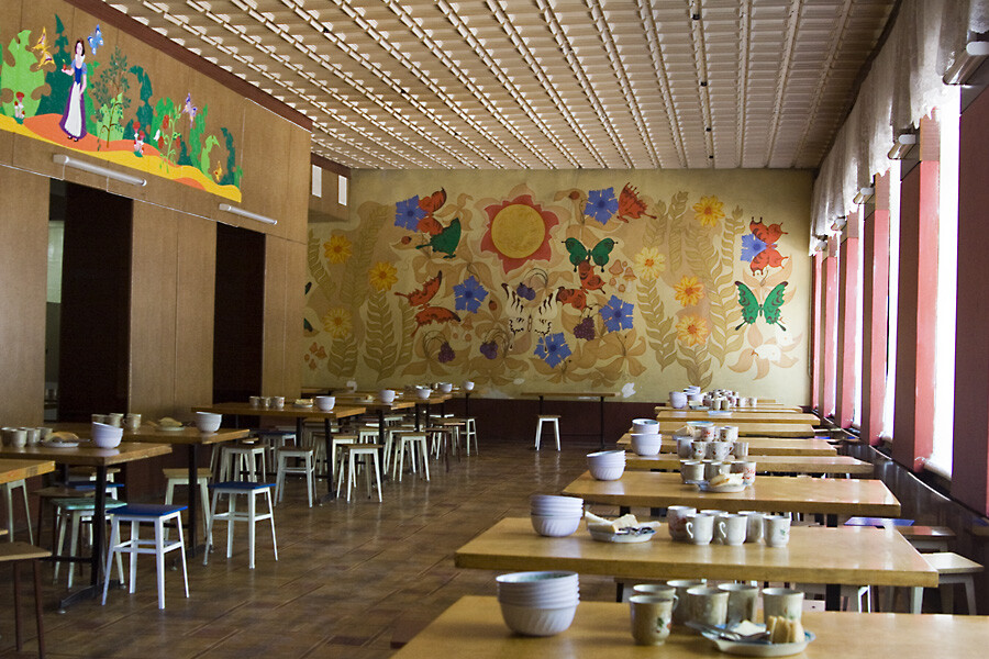 В ярославских школах установят вендинговые аппараты