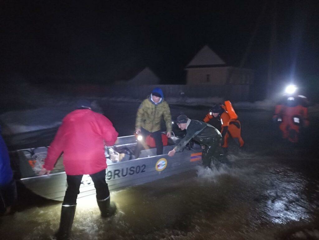 В Башкирии эвакуировали более 100 человек из-за паводка