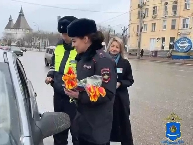 В Астрахани автоледи прошли квест от ГАИ и получили подарки