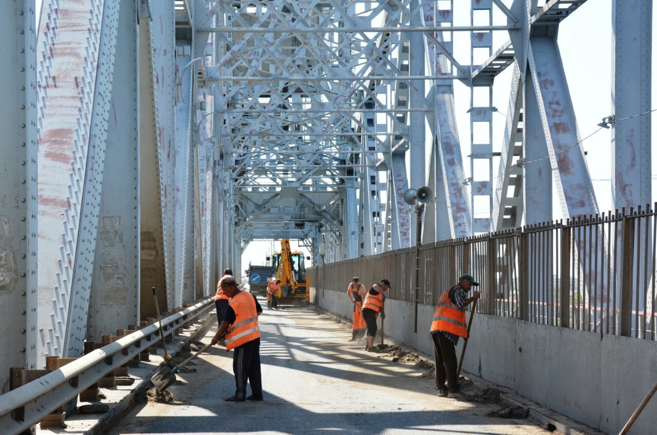 В Астрахани старый мост перекроют в субботу