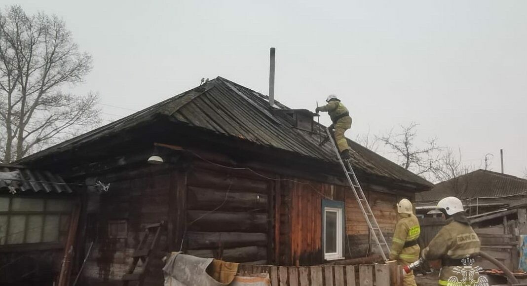 Четыре пожара потушили в Хакасии за 24 часа