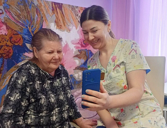Пожилых волгоградцев учат пользоваться интернет-сервисами