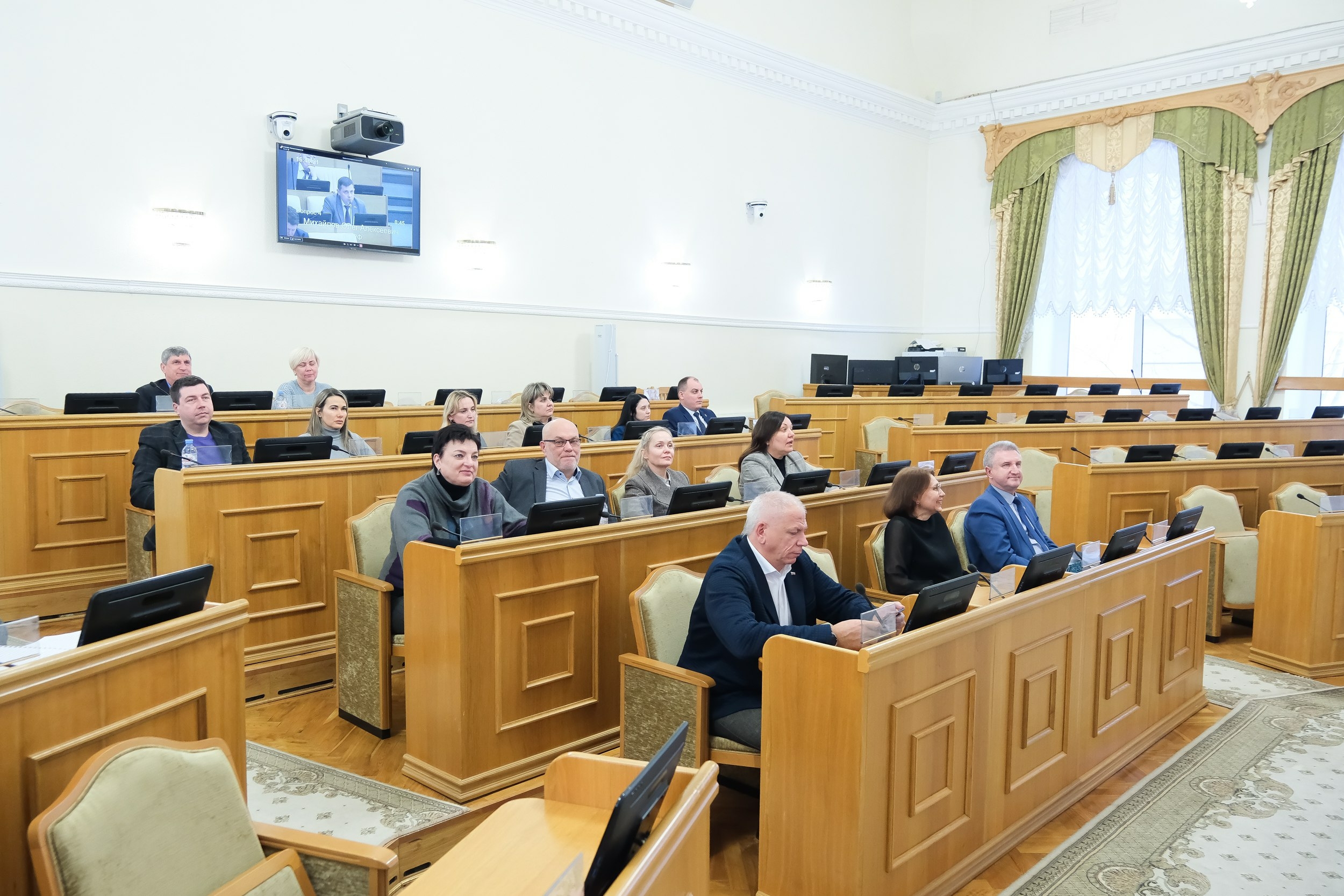 В Думе Астраханской области рассматривают законопроект о выплате ветеранам к юбилею Победы 