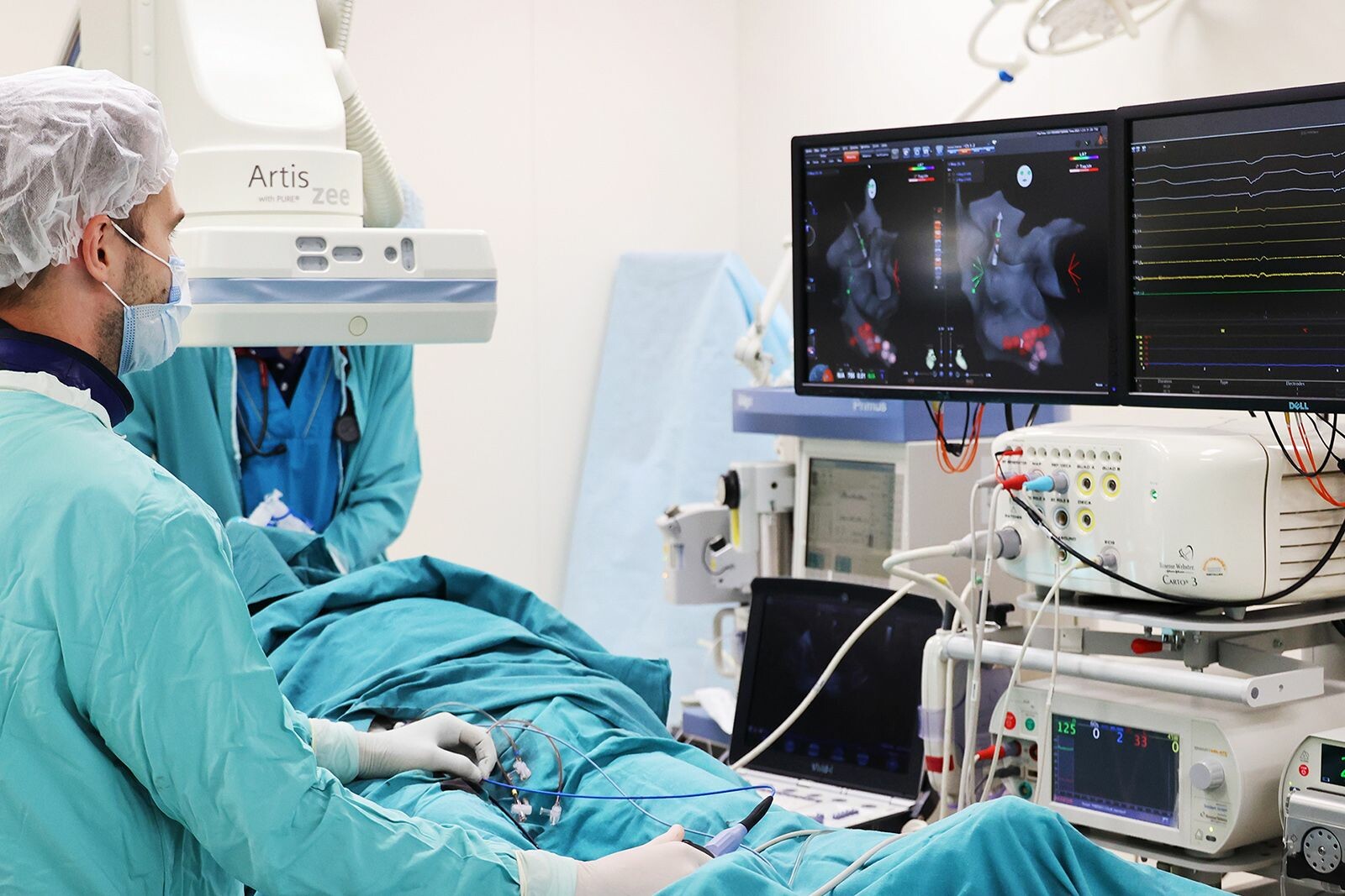 Более 20 московских больниц освоили 20 профилей высокотехнологичной медпомощи