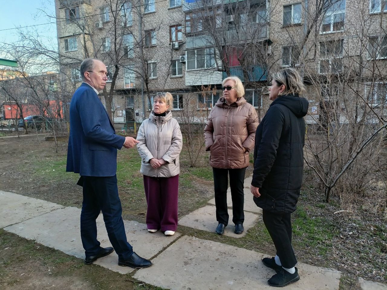 Игорь Седов отреагировал на обращения жителей Военного городка