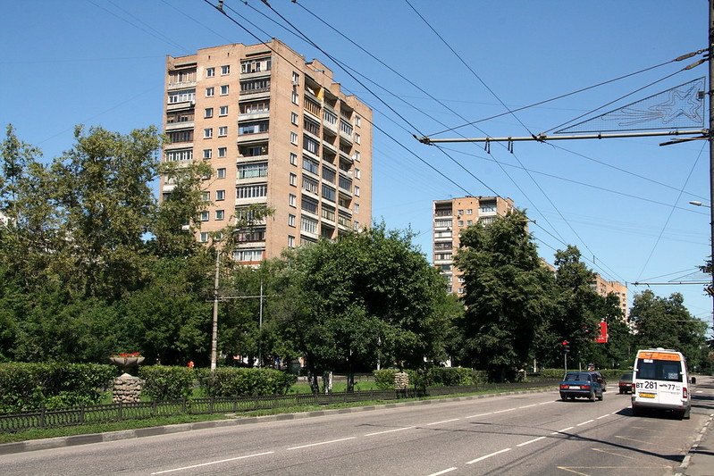 В Новогирееве снесли первый пятиэтажный дом по программе реновации
