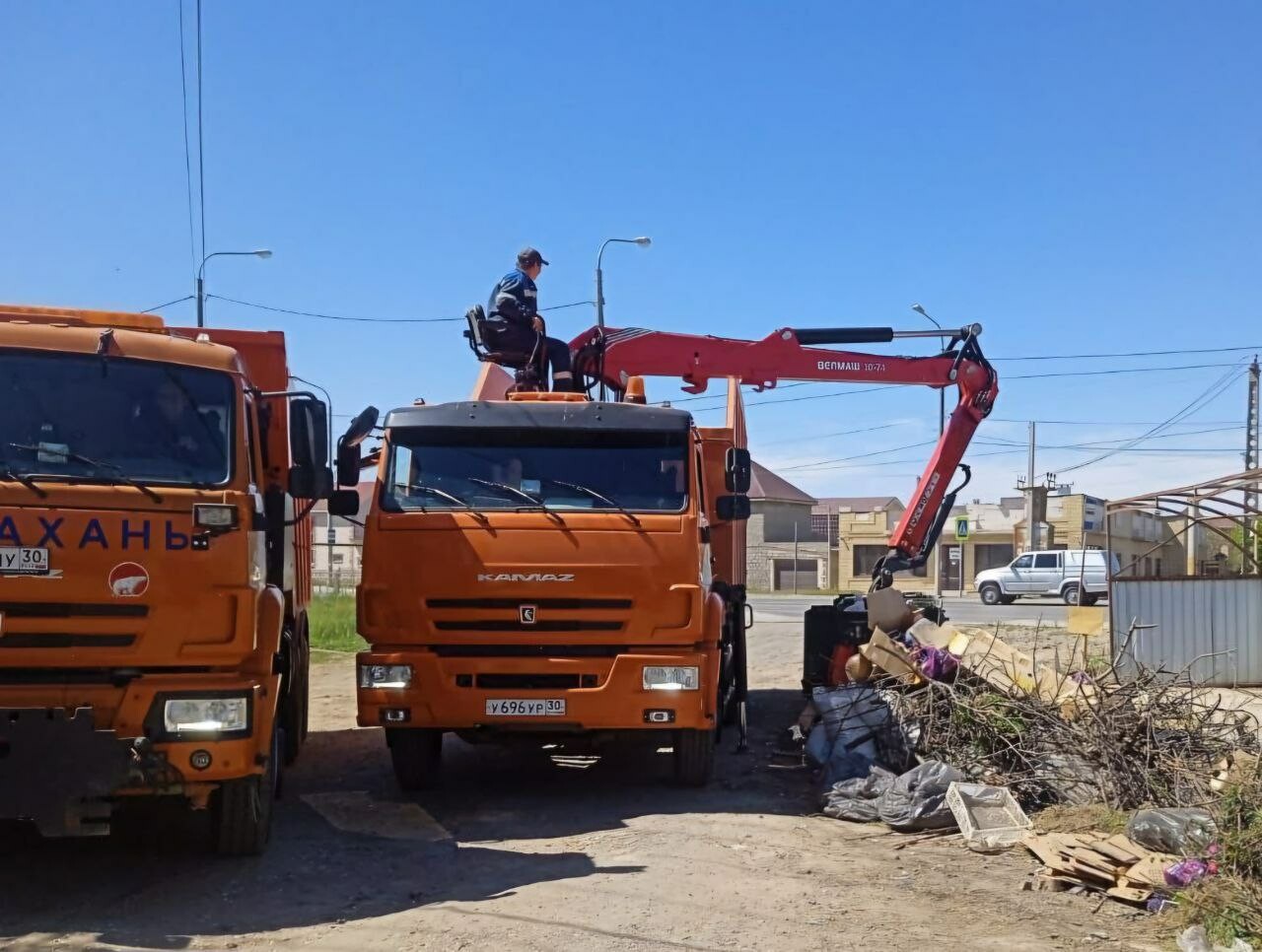 В Астрахани за выходные собрали почти 90 тонн мусора