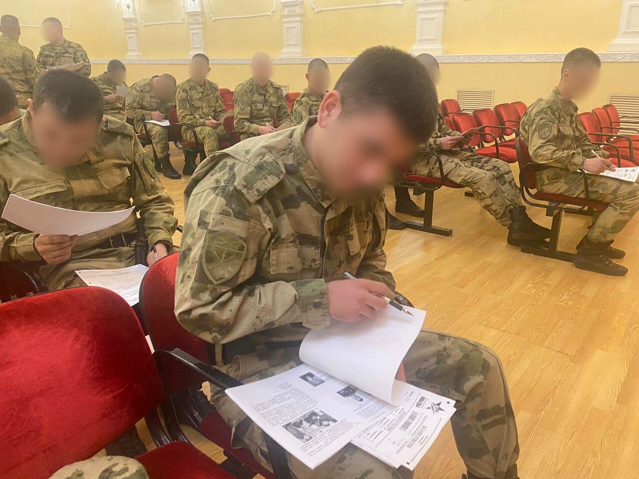 Более чем 12 тысяч астраханцев написали «Диктант Победы»
