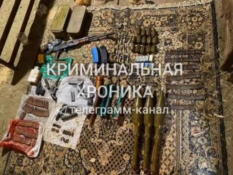 В Дагестане нашли тайник с оружием и боеприпасами у местного жителя