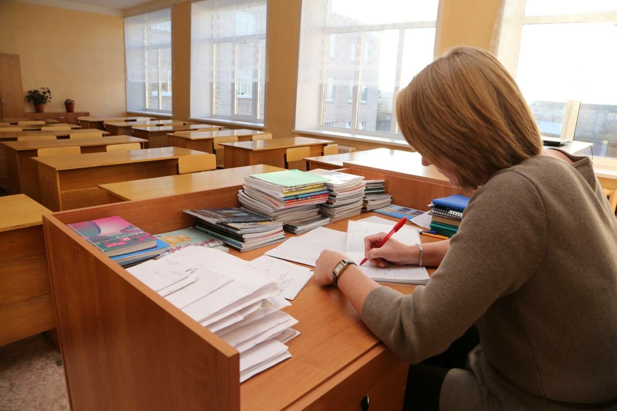 На Вологодчине стартовал прием заявок на присуждение премий талантливым учителям