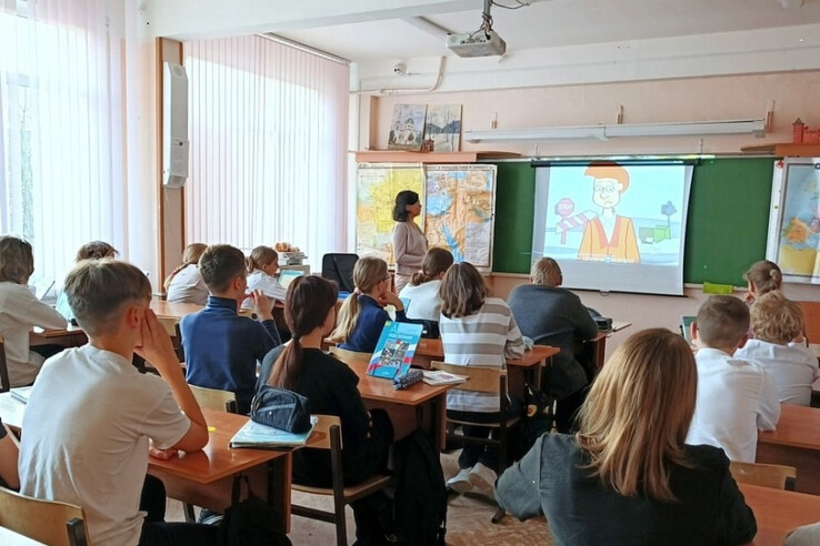 Юных жителей Ленобласти научат финансовой грамоте