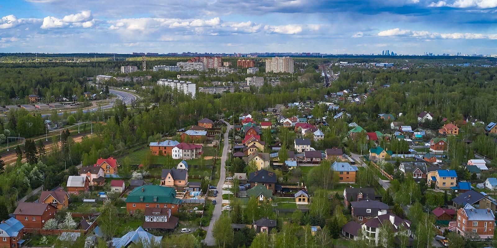 В Москве предоставили более 430 участков для строительства домов