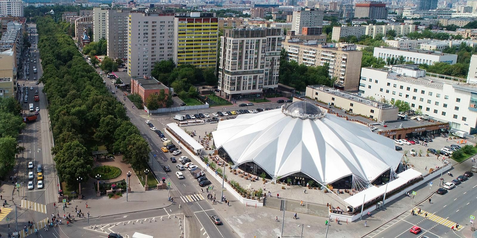 Москва выставит на торги три помещения на юге столицы