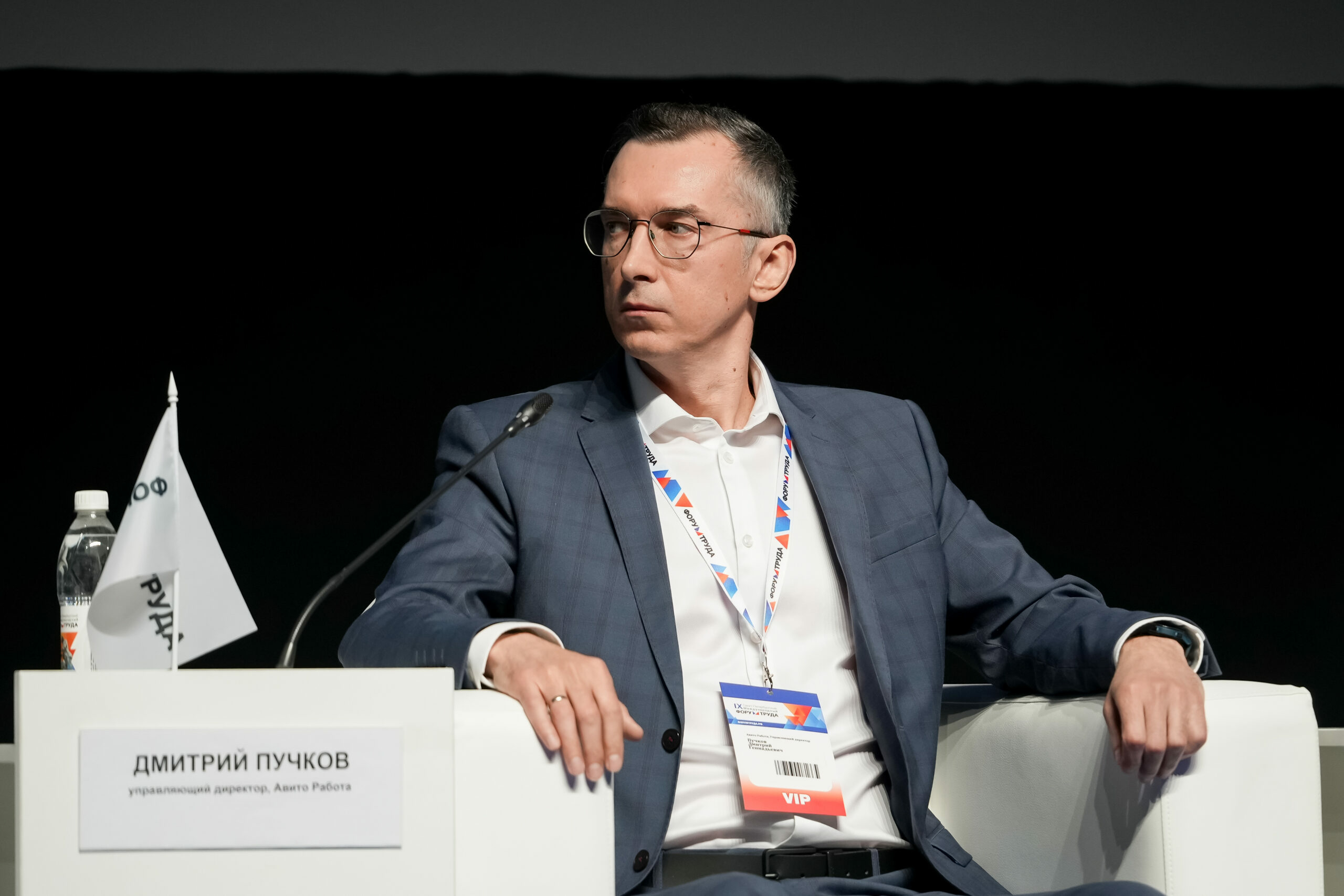 Авито Работа: соискатели стали чаще прибегать к ИИ при поиске работы 