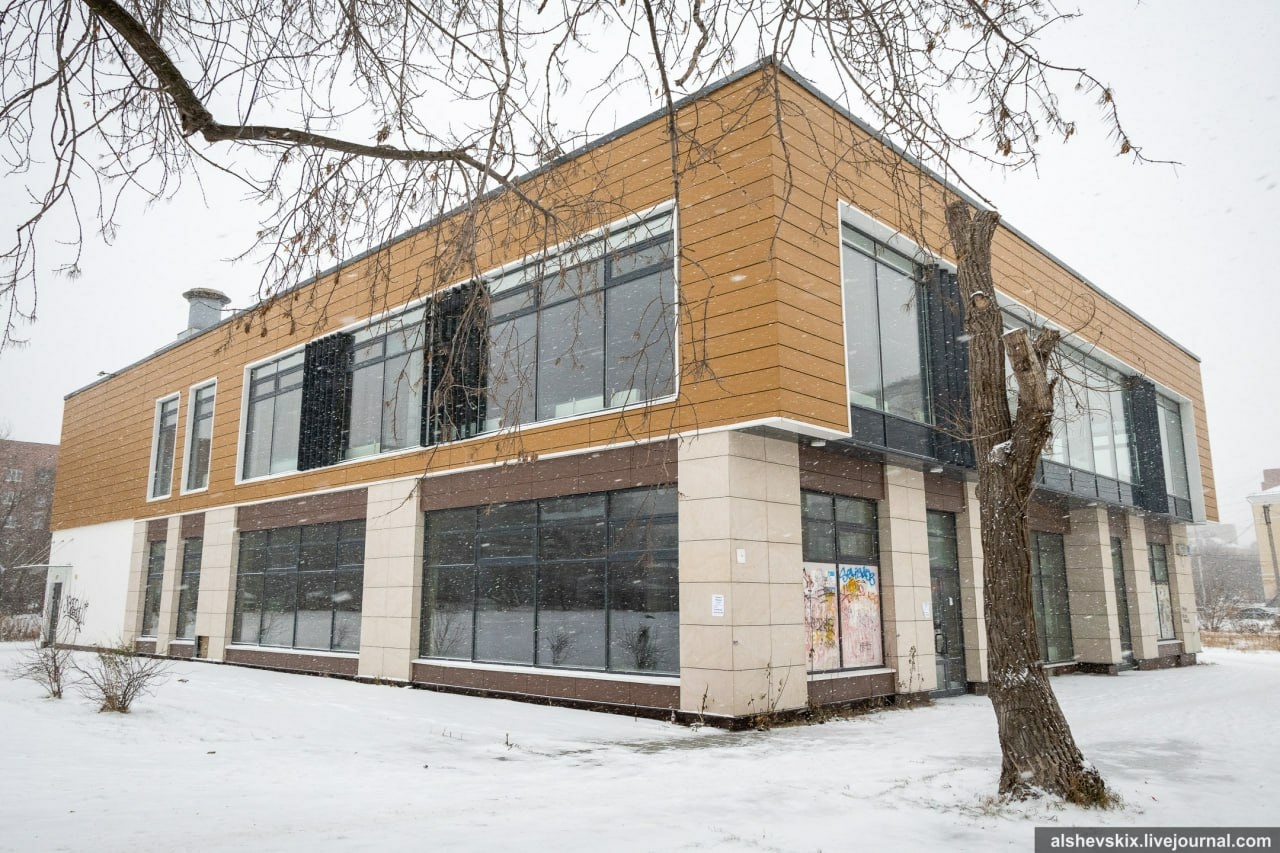 Власти Екатеринбурга оформляют в муниципальную собственность самострой
