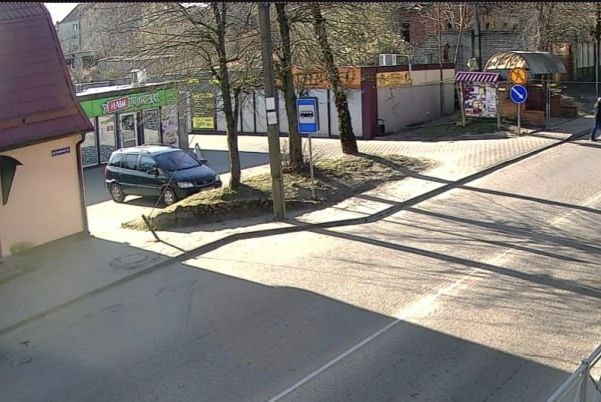 В Светлогорске автобусную остановку на Пионерской перенесли