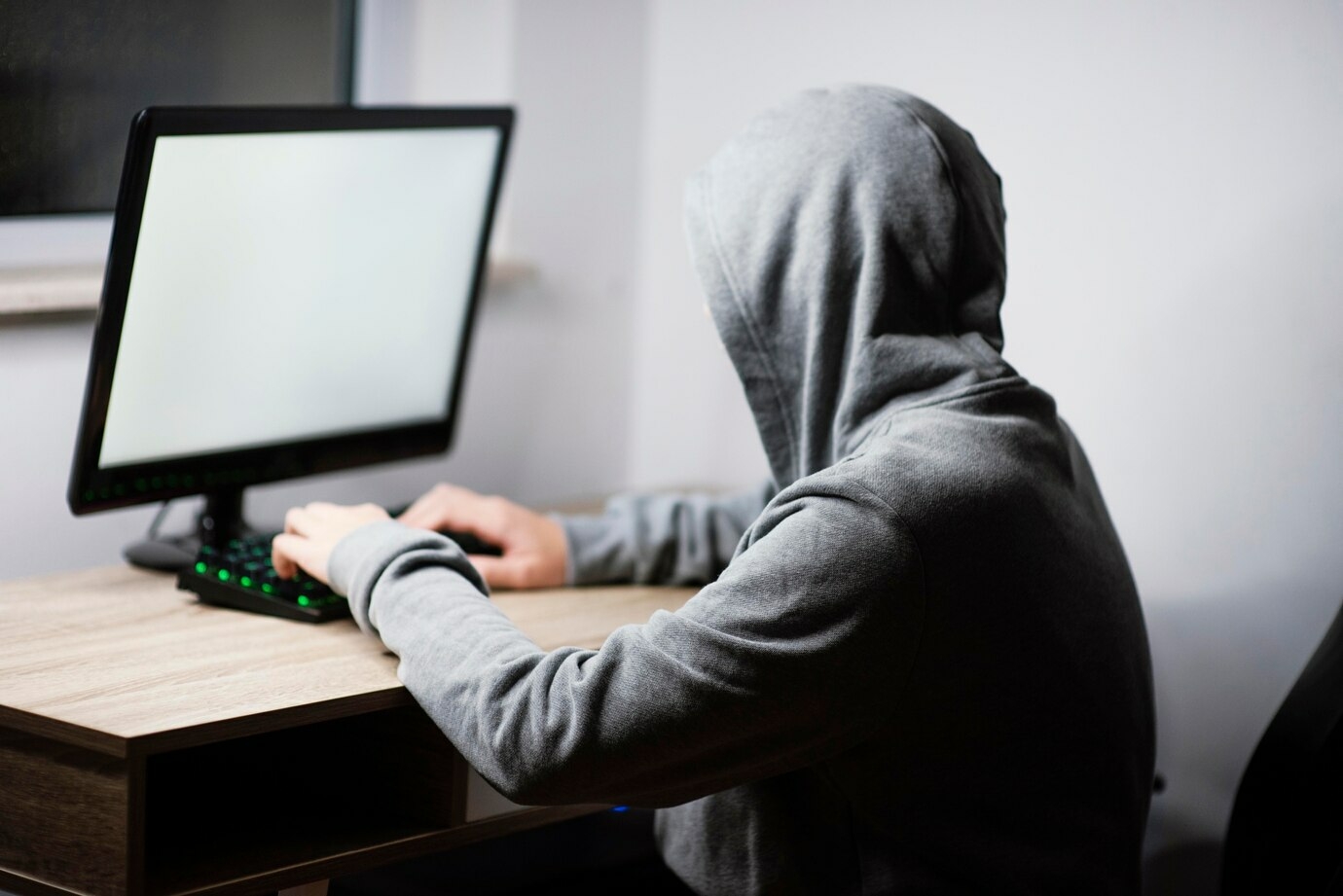 Жительница Владикавказа перевела мошенникам 65 тысяч рублей за «выигрыш»