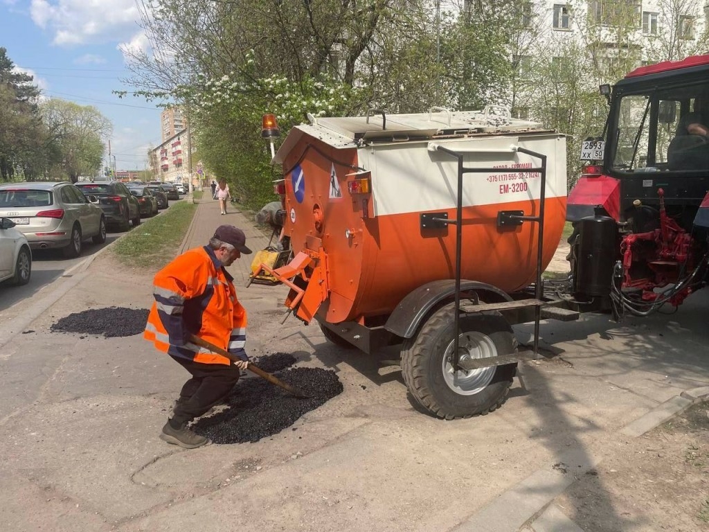 Более 11 тысяч ям устранили на дорогах Истры в этом году