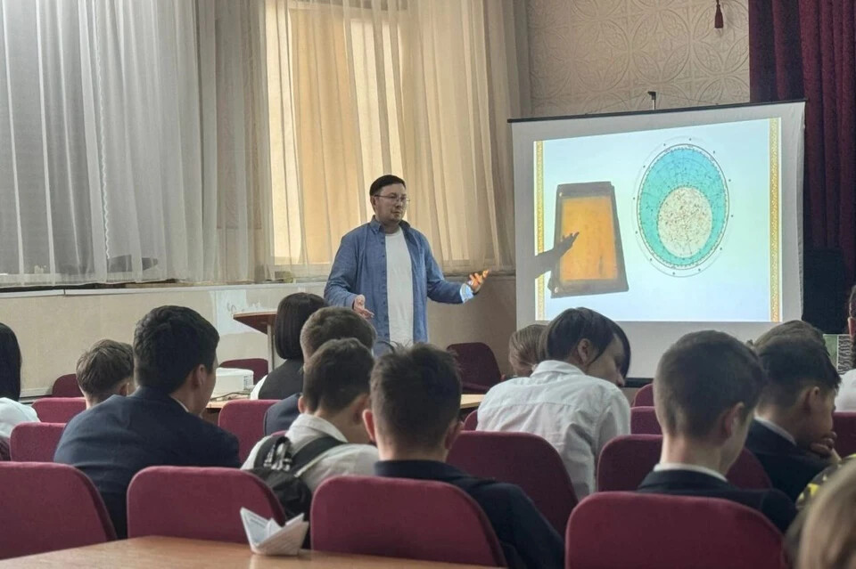 Выставка «Покоряя небо» пройдет в школе №72 Оренбурга