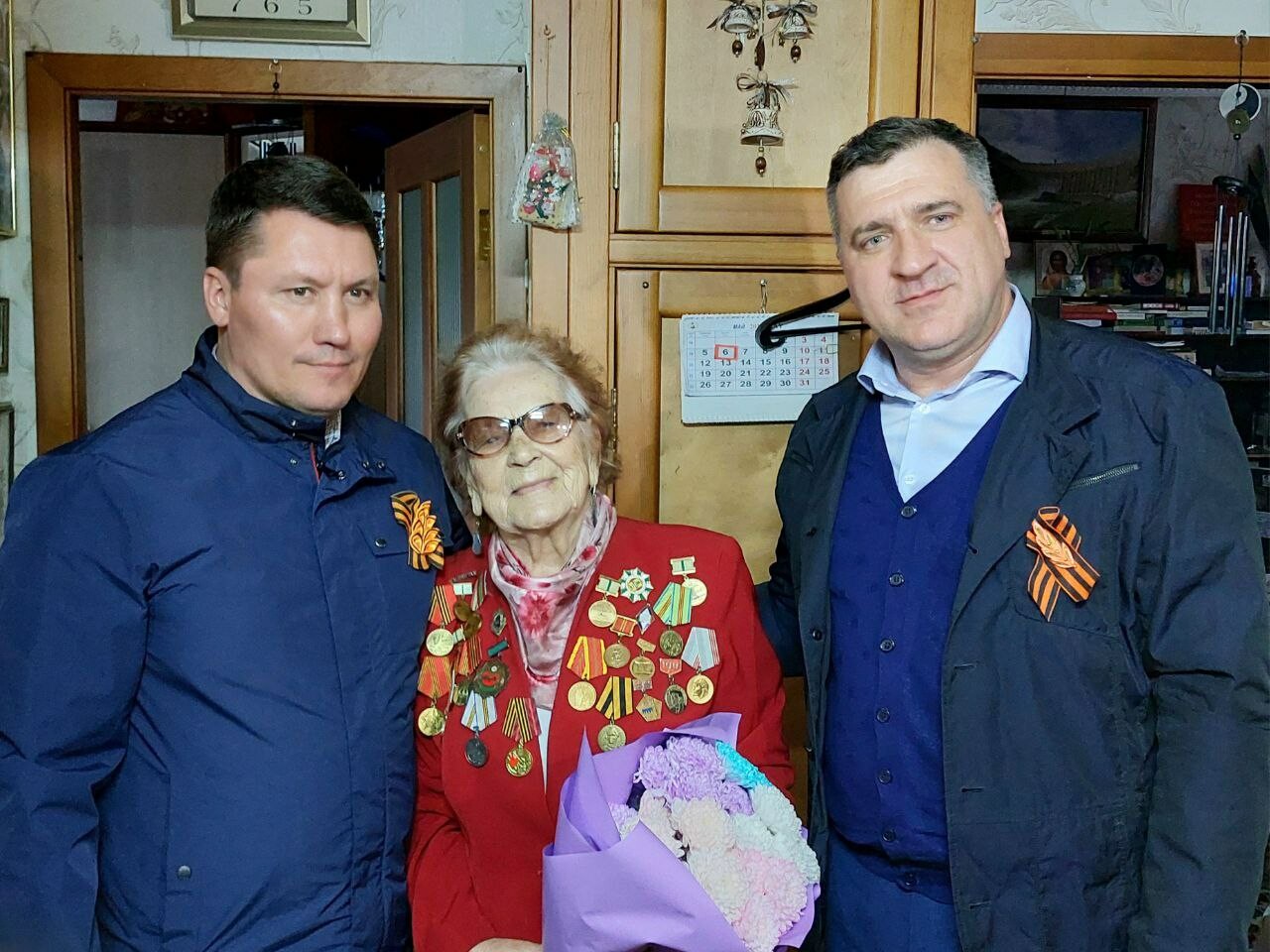 Евгений Молодняков поздравил ветеранов в рамках акции «Подарок ветерану»