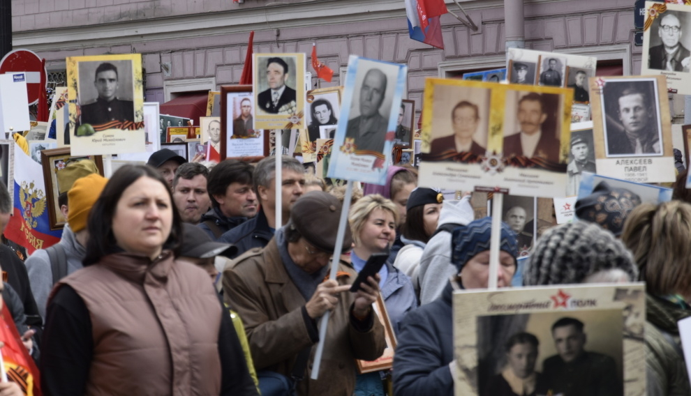 Петербуржцам рассказали, где и как пройдет «Бессмертный полк» в День Победы