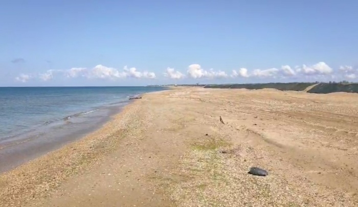 На пляжах Анапы не нашли свежих следов мазута после проверки
