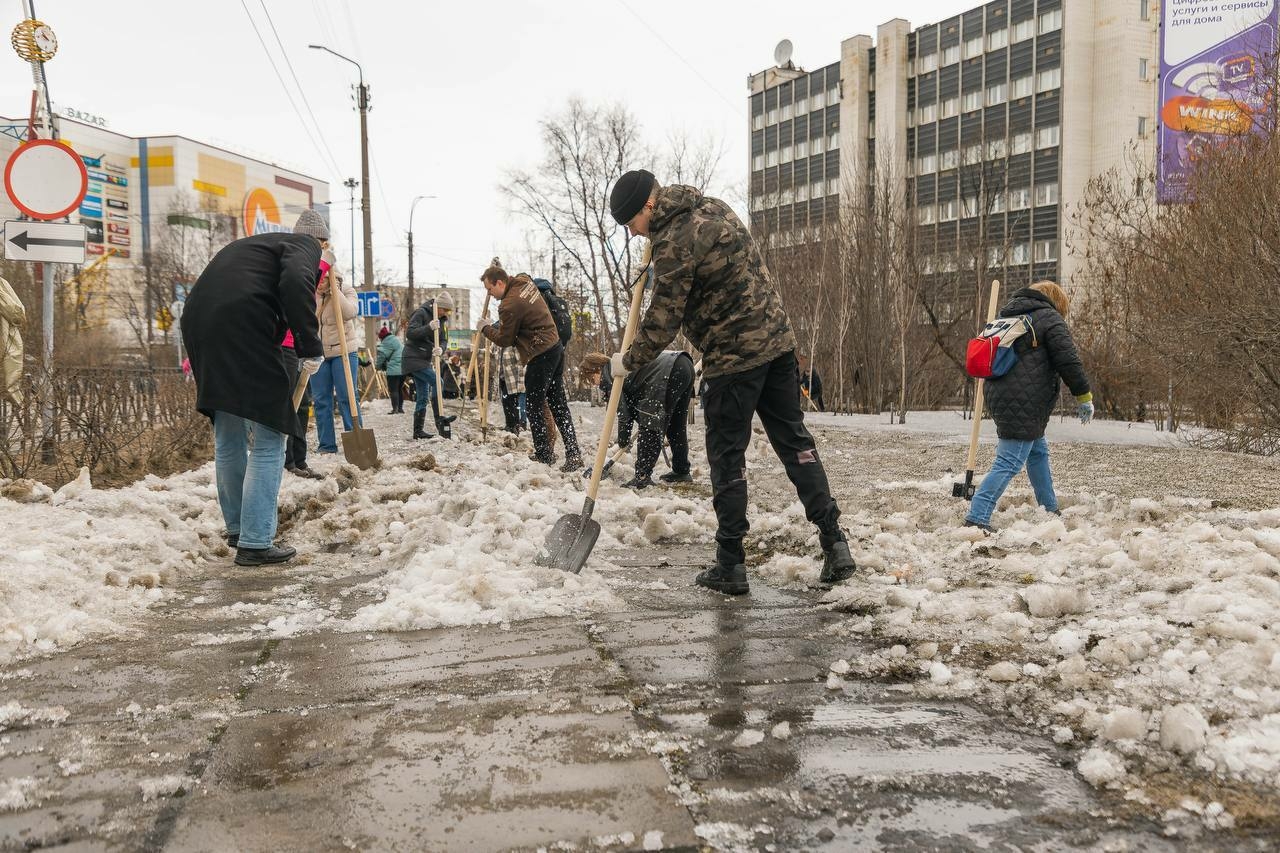 В Мурманске перенесли общегородской субботник на 7 мая