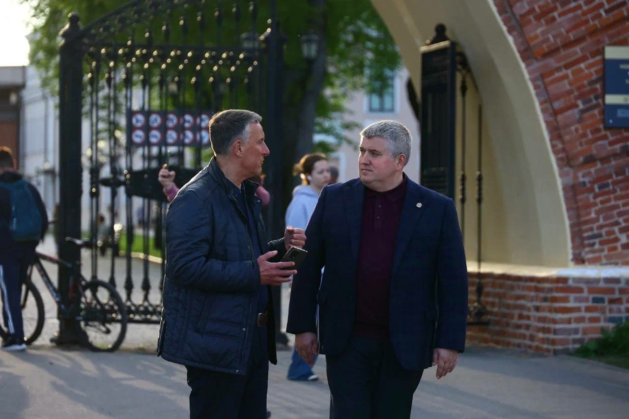 Дронов вместе с Розбаумом осмотрели исторический центр Великого Новгорода