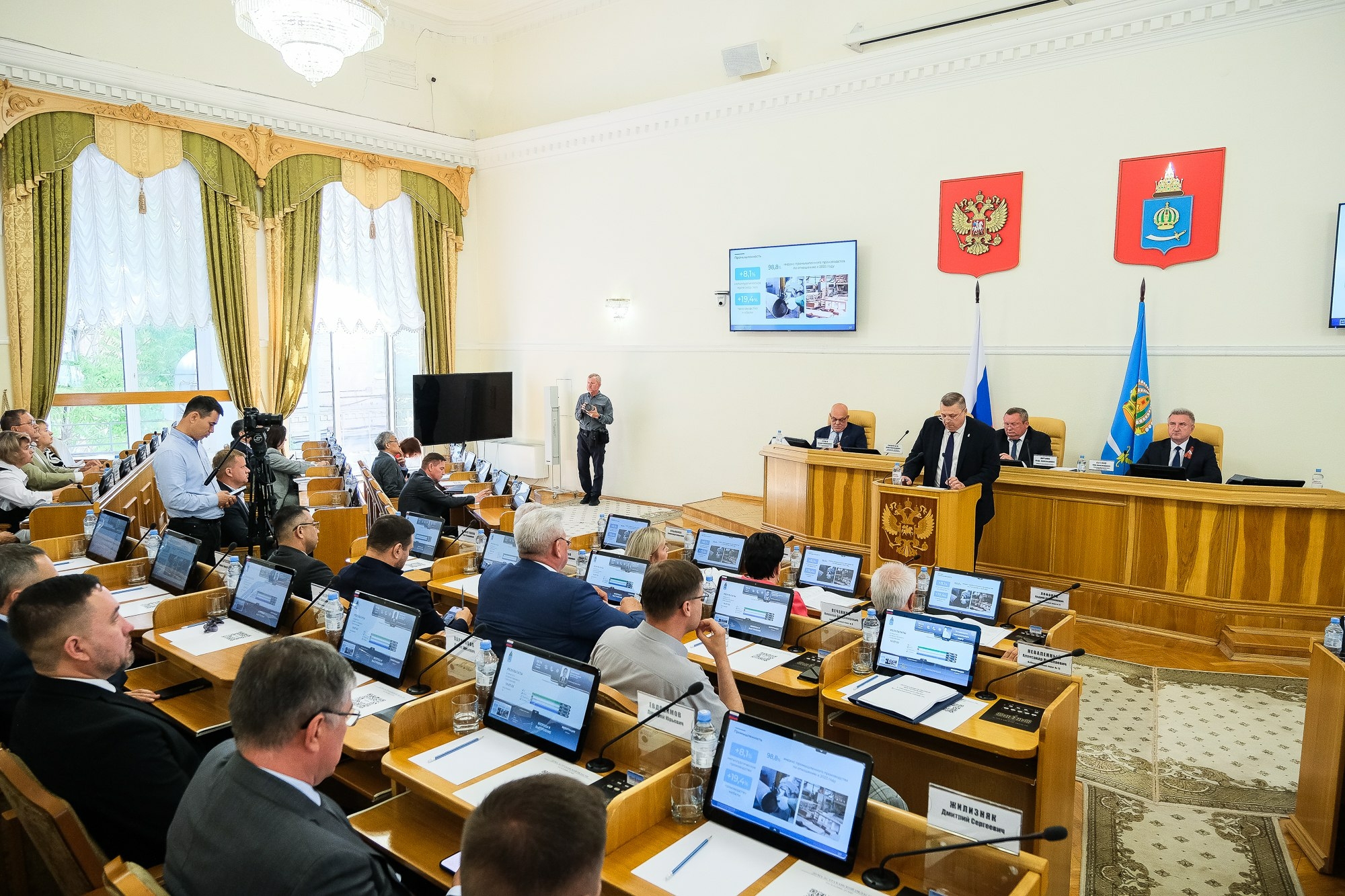 В Астрахани ограничили работу «наливаек» в жилых домах