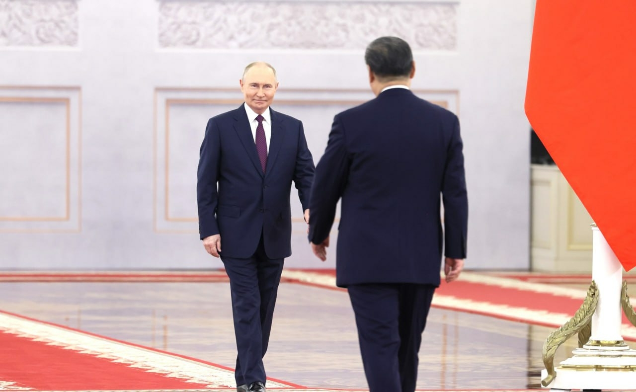 Baijiahao: США негодуют — Путин разозлил Запад своим поведением в присутствии Си Цзиньпина
