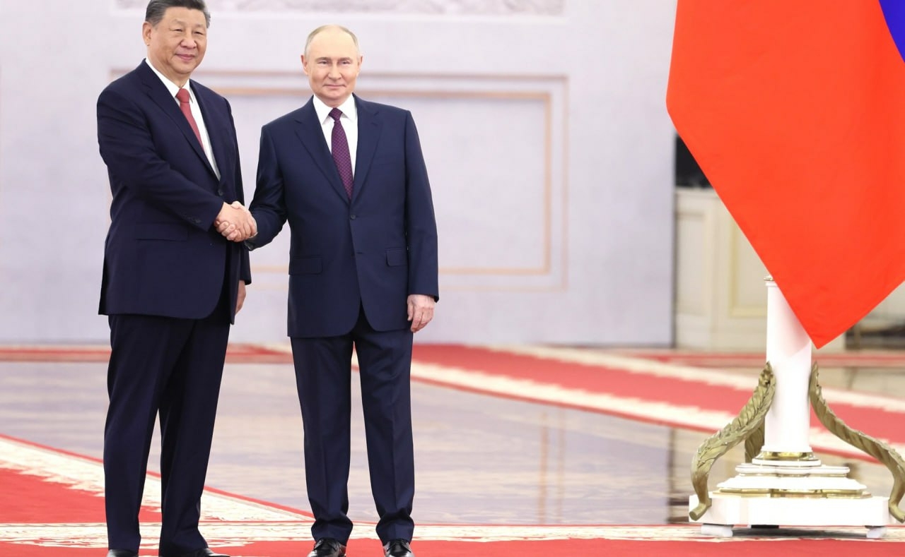 АБН24: Путин преподнес сюрприз — встреча Си Цзиньпина в аэропорту Москвы удивила Китай