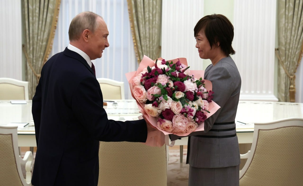 АБН24: визит вдовы Абэ в Кремль не сработал — Путин не купился на хитрость Японии