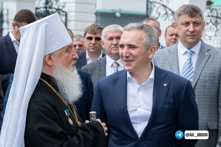 Губернатор Тюменской области поздравил тоболяков с Днем города