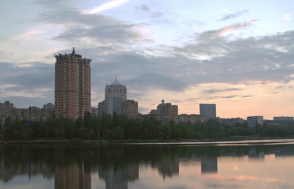 Более двух тысяч многоквартирных домов отремонтируют в Донецке