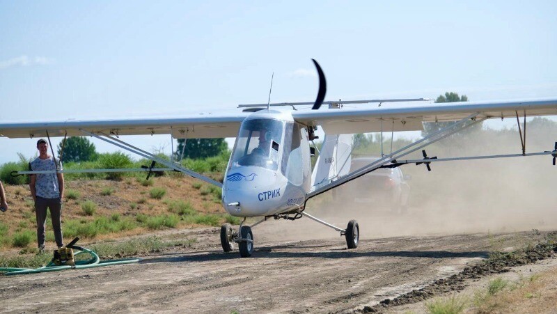 В Астрахани на вредителей подняли авиацию