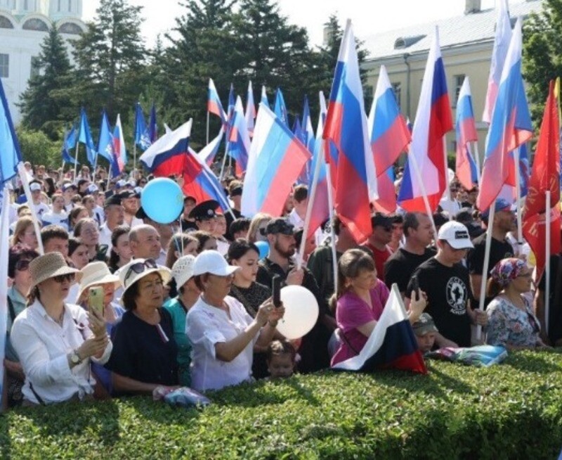 Астраханские пенсионеры зажгли на концерте в Кремле