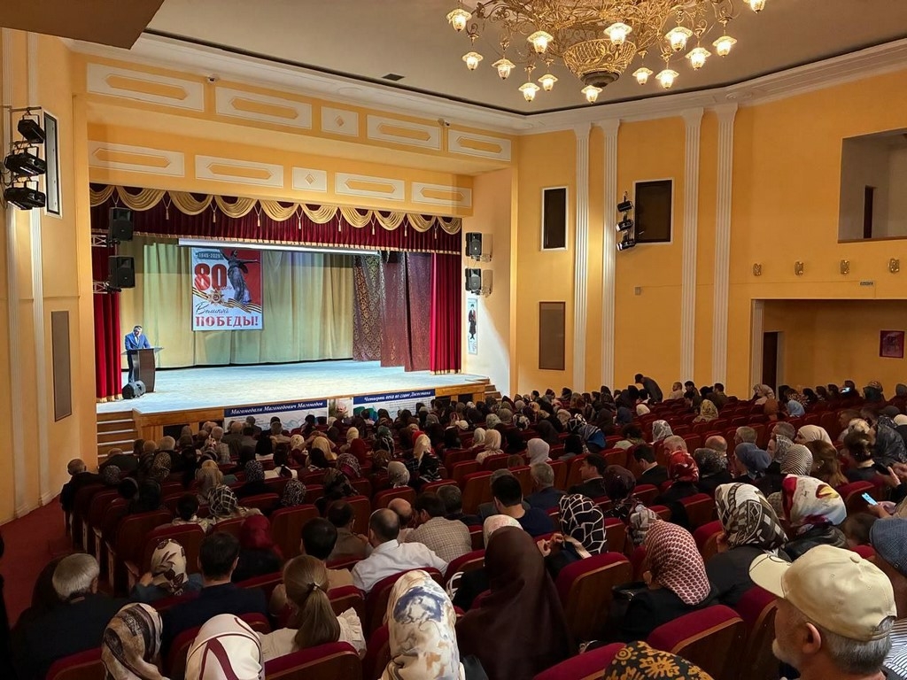 В Левашах отметили 95-летие со дня рождения Магомедали Магомедова