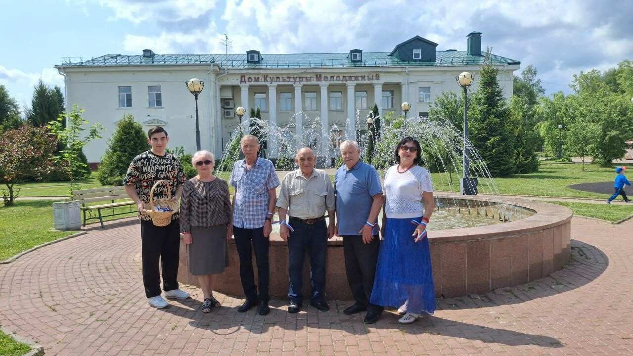 В Подольске в рамках празднования Дня России прошла акция «Ленточка триколор»