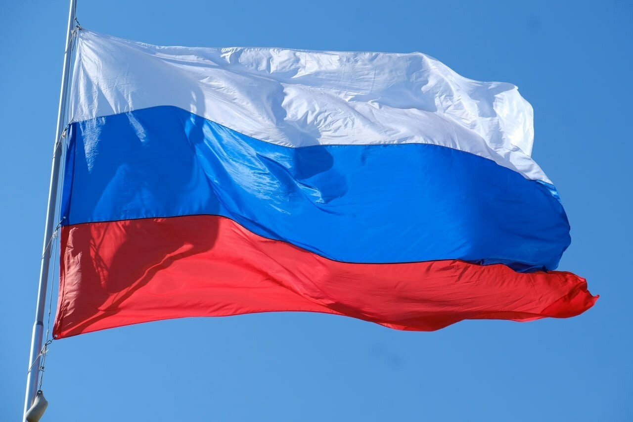 Игорь Мартынов поздравил жителей Астраханской области с Днем России