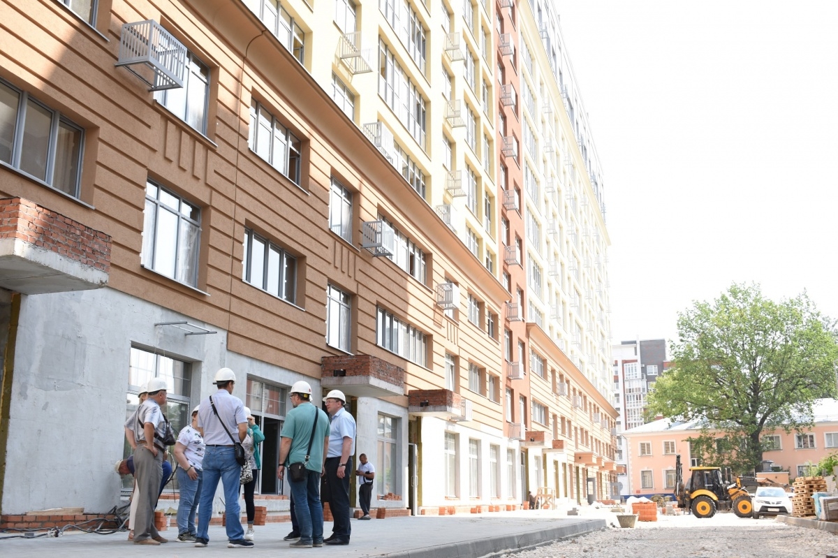 «Дом на Горького» в Нижнем Новгороде достроят к июлю 2025 года