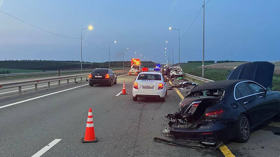 Два человека погибло в ДТП с тремя автомобилями в Нижегородской области