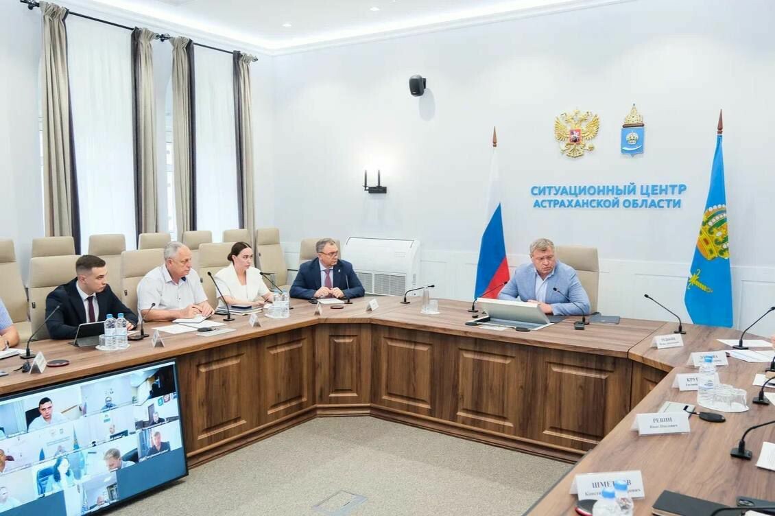 Игорь Бабушкин поручил наладить вывоз мусора в Астраханской области