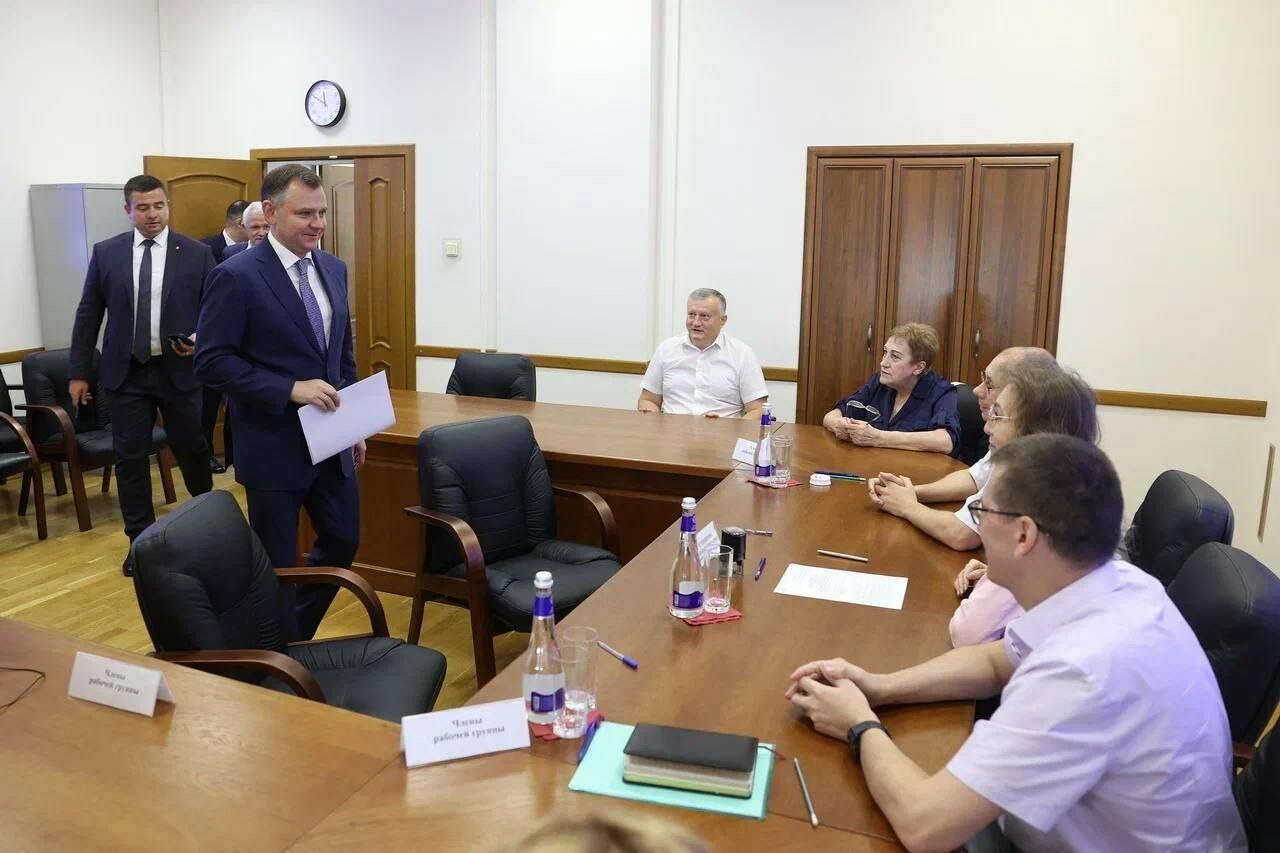 Юрий Слюсарь подал документы на выборы губернатора Ростовской области