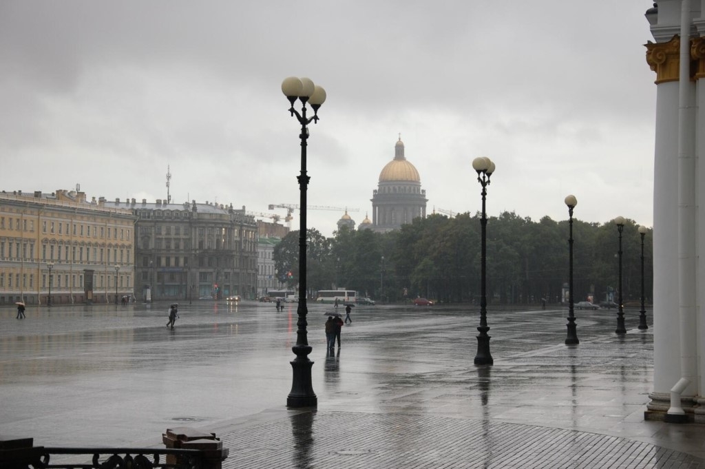 В Петербурге вновь прогнозируют дожди после шторма