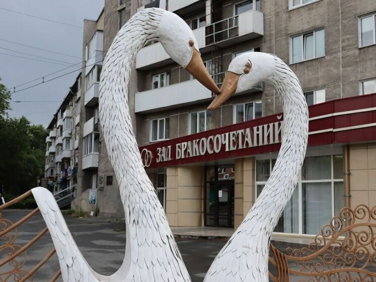 В Абакане церемонии бракосочетания временно перенесли в краеведческий музей