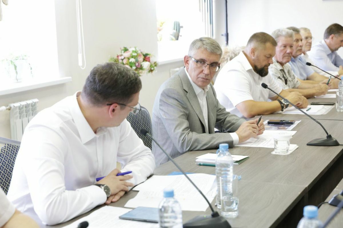 Губернатор Тульской области провел встречу с сельхозпроизводителями